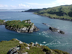 Corryvreckan Whirlpool Pictures - View South Overlooking Eilean a Bhealaich at the Mouth of the Gray Dog